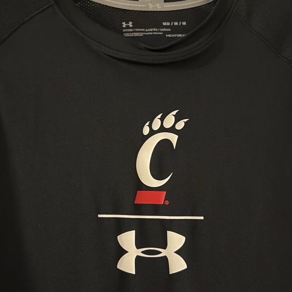 NWT Medium Men’s Under Armor shirt - Picture 2 of 6